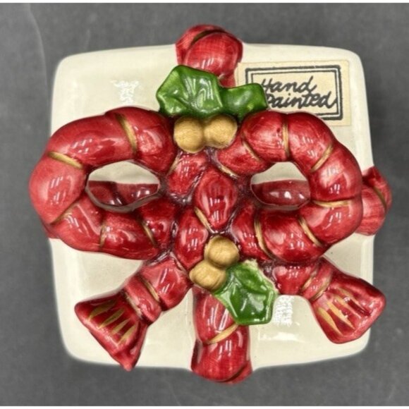 Vintage Gift Box Christmas Presents Holiday Ceramic Trinket Box Decoration GUC - Picture 2 of 6